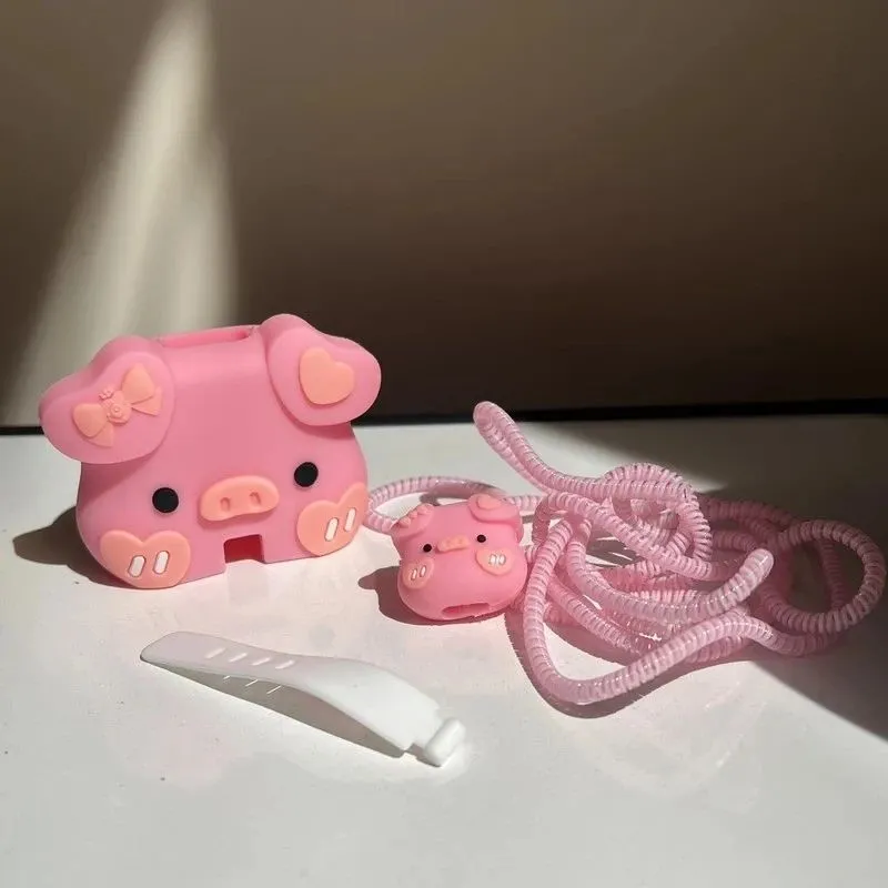 محافظ آداپتور و کابل شارژر طرح خوک gallery1